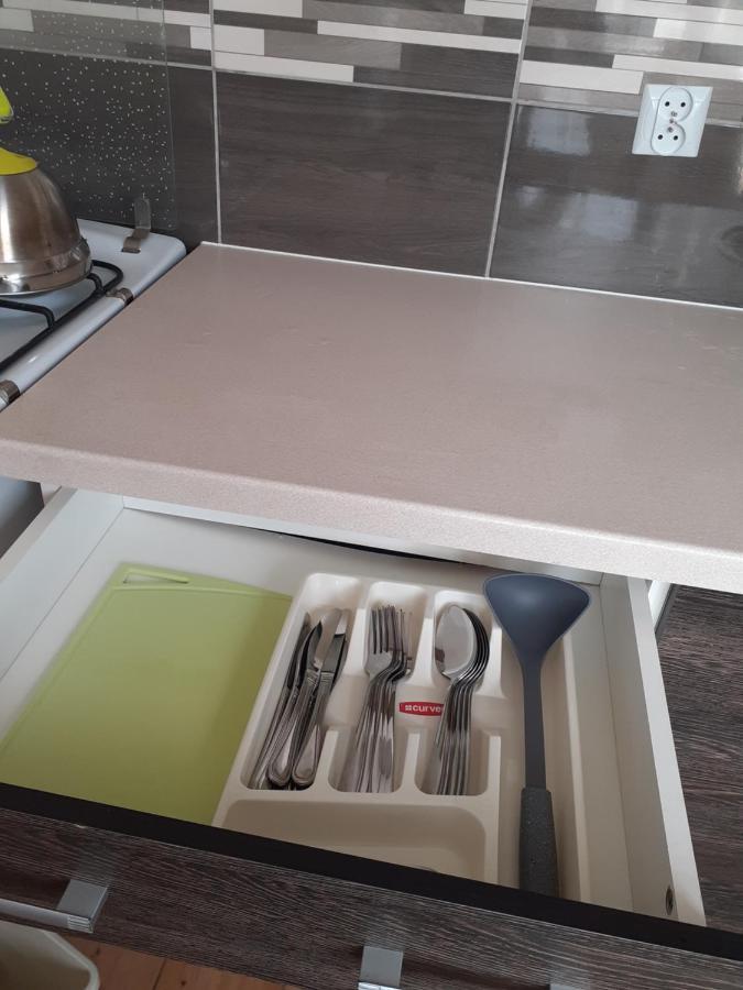 Mieszkanie Wakcyjne W Kamienicy Appartement Kudowa-Zdrój Buitenkant foto